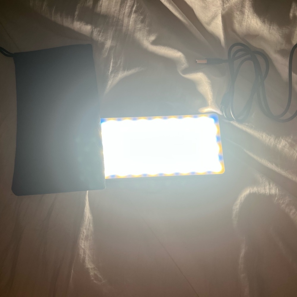 Digipower - RGB On Camera - Portable Video Light with Built-in 4000mAh Powerbank